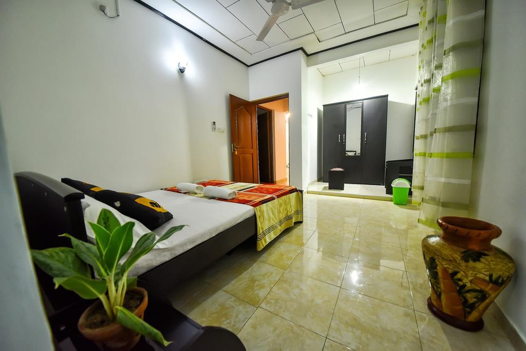 Asian Villa Negombo Eksteriør bilde