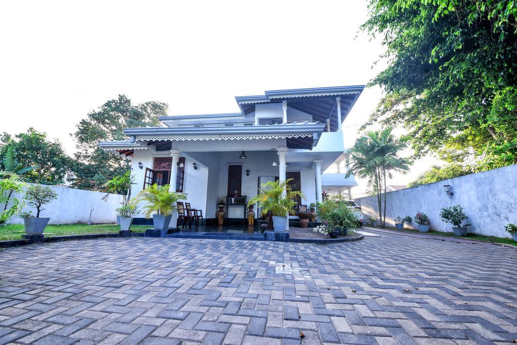 Asian Villa Negombo Eksteriør bilde