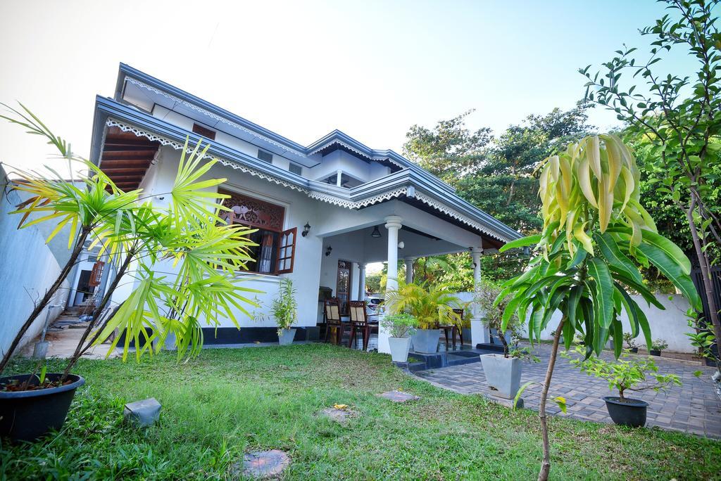Asian Villa Negombo Eksteriør bilde